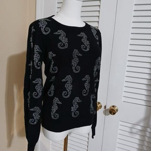 LIV Milano Small Black Long-Sleeved Metallic Seahorse Embellishment Sweater - Picture 4 of 10